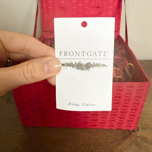 Frontgate Burgundy Glass Egg Ornaments Set of 4 EUC in Box - Picture 4 of 10